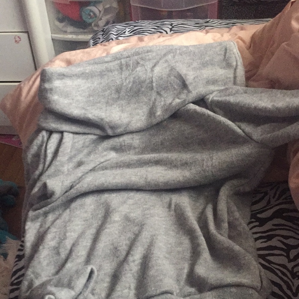 Grey sweater